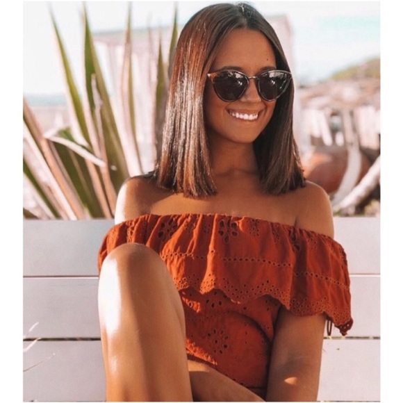 NWT Zara Embroidered jumpsuit With Perforation - Picture 2 of 8